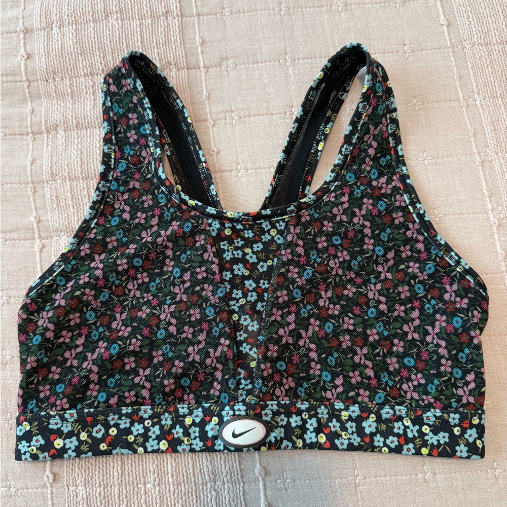 Nike dri-fit sports bra